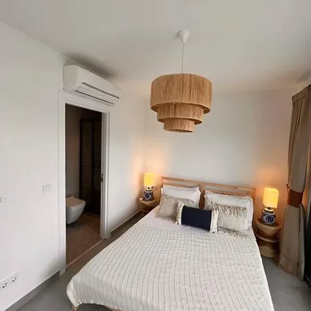 Apartment Charming, New Renovated Flat House In Gundogan