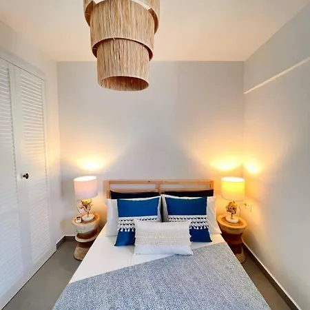 Charming, New Renovated Flat House In Gundogan Apartment
